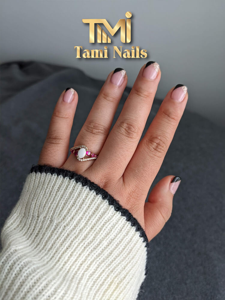 Pin by tami on nail art ideas | Minimal nails art, Olive nails, Minimal  nails